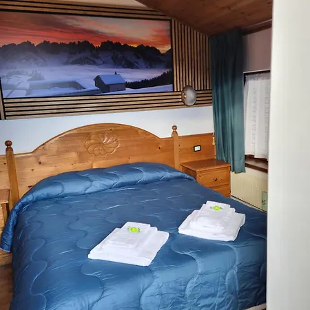 Meuble Tarandan 3* פרום